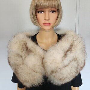 #671 Fox fur stole